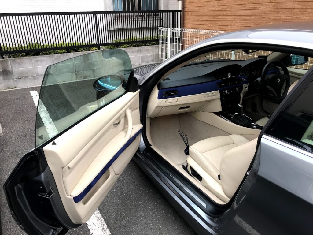 335i_panel