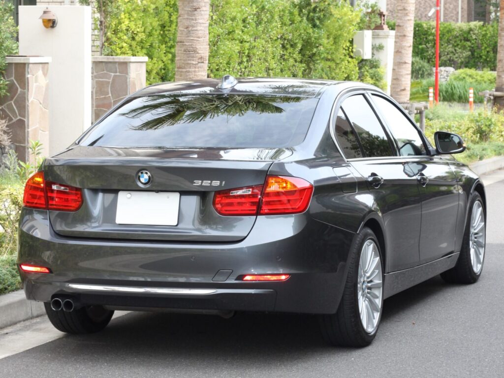 bmw328i_rear2